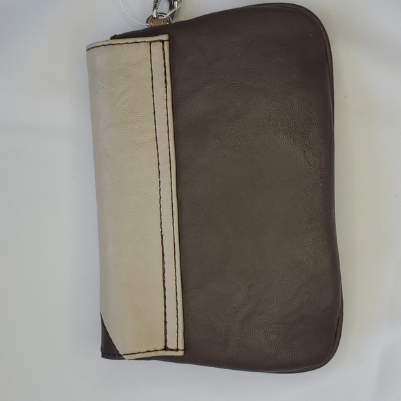 NWT NY&Co Brown Clutch - Picture 5 of 5